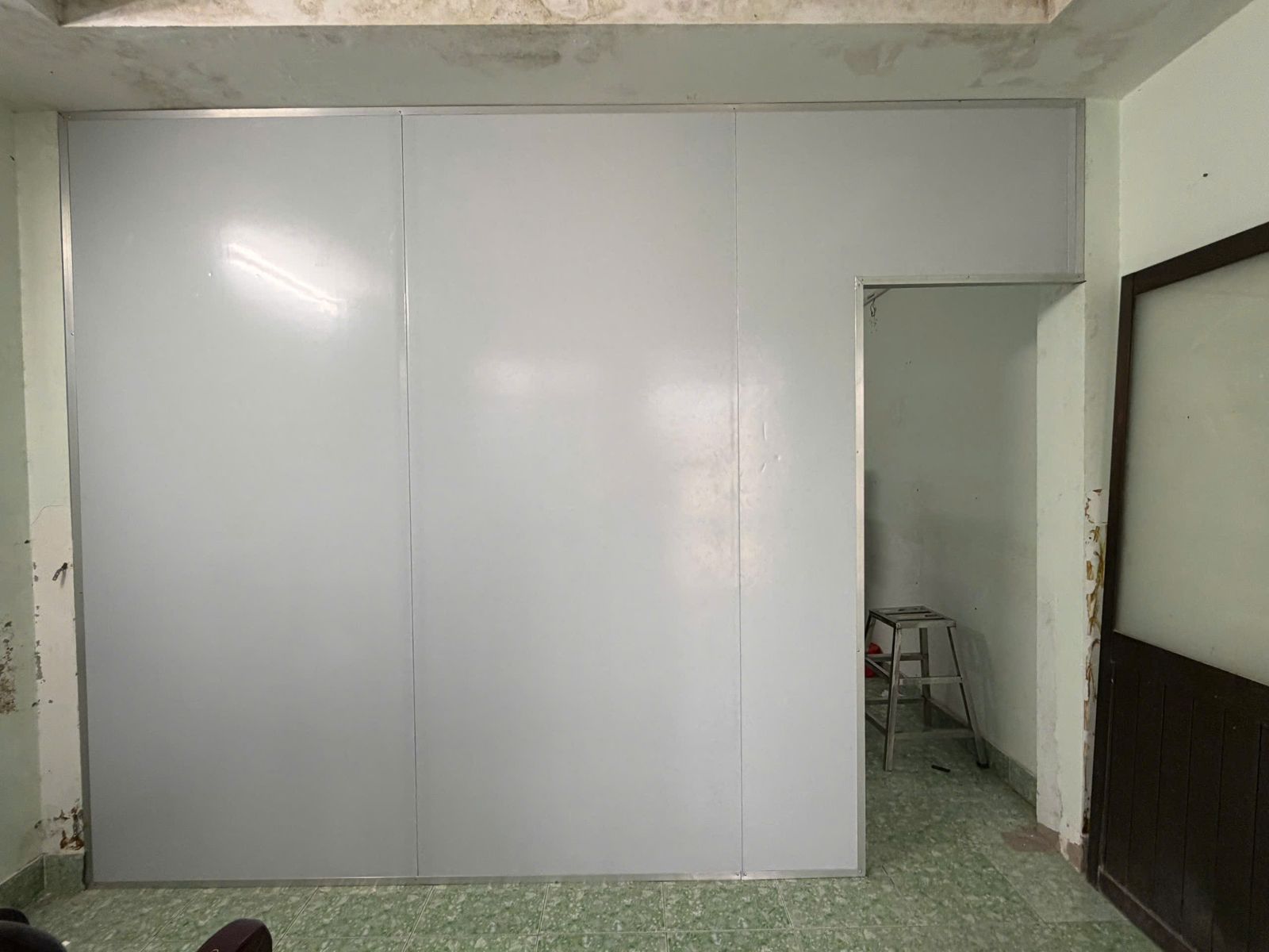 Vách ngăn Panel trong nhà ở